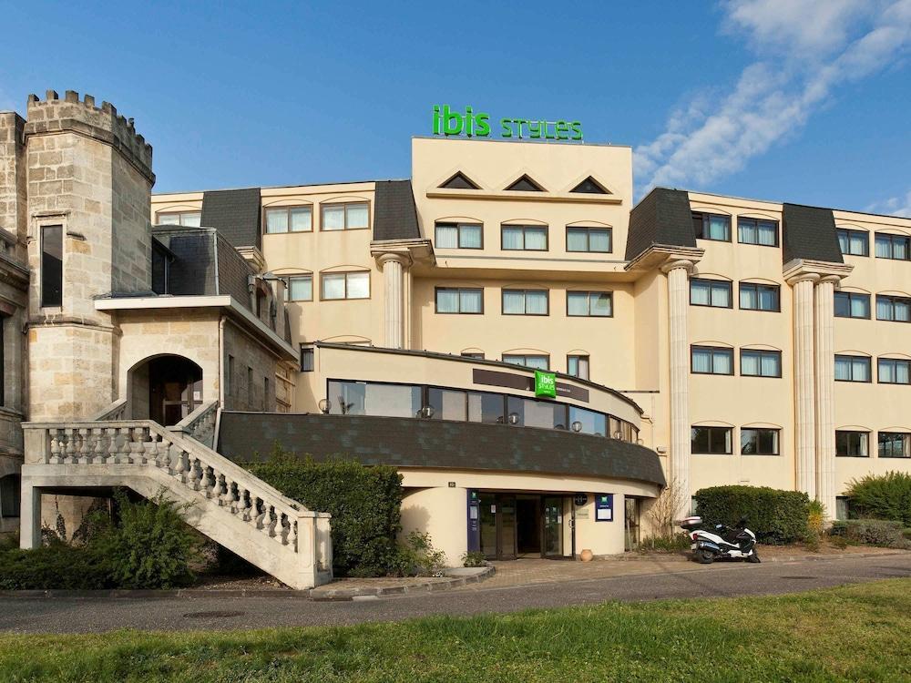 Готель Ibis Styles Bordeaux Sud Вільнав-д'Орнон Екстер'єр фото