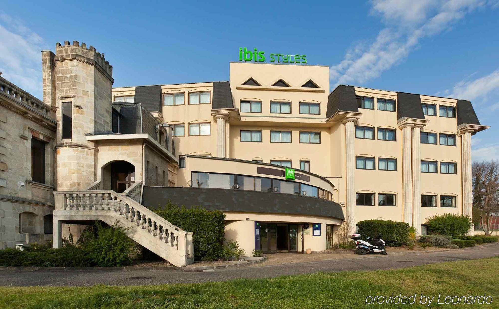 Готель Ibis Styles Bordeaux Sud Вільнав-д'Орнон Екстер'єр фото